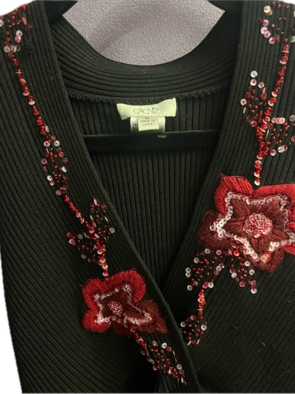 Cache Black red bead sequin floral ribbed sweater sleeveless tank top stretch